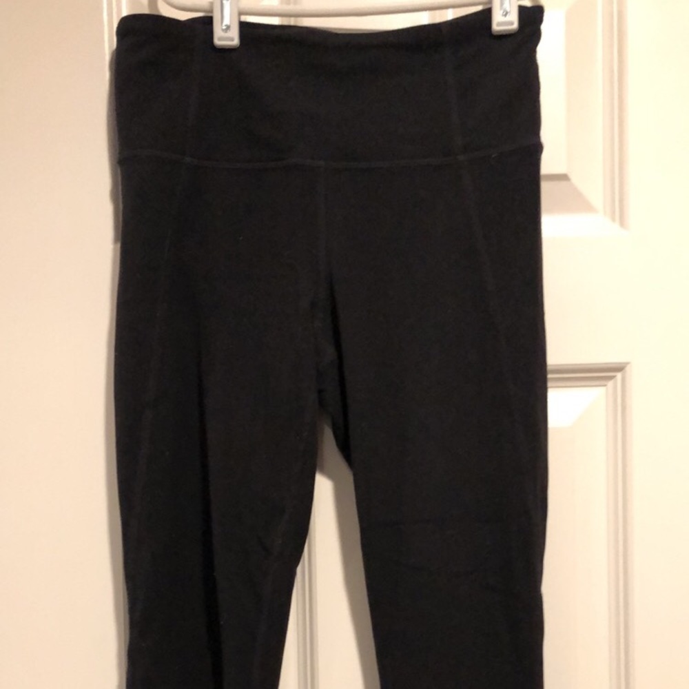 Athleta Chaturanga Black Leggings 7/8”